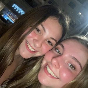 Meet your Posher, Caroline